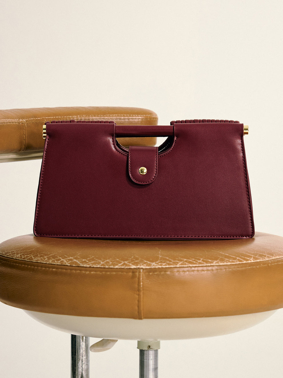 Curved Striped Handle PU Leather Bag, image 5