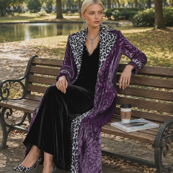 Vintage-style Leopard Print Lining Deep Plum-purple Velvet Coat