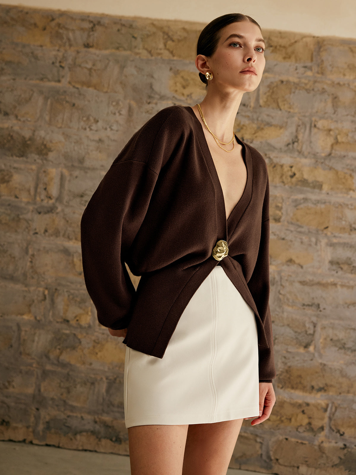 Golden Button Plain Cardigan — image 4